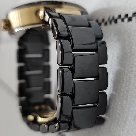 Fossil Black and Gold Women's Stainless Steel Watch - Picture 8 of 10